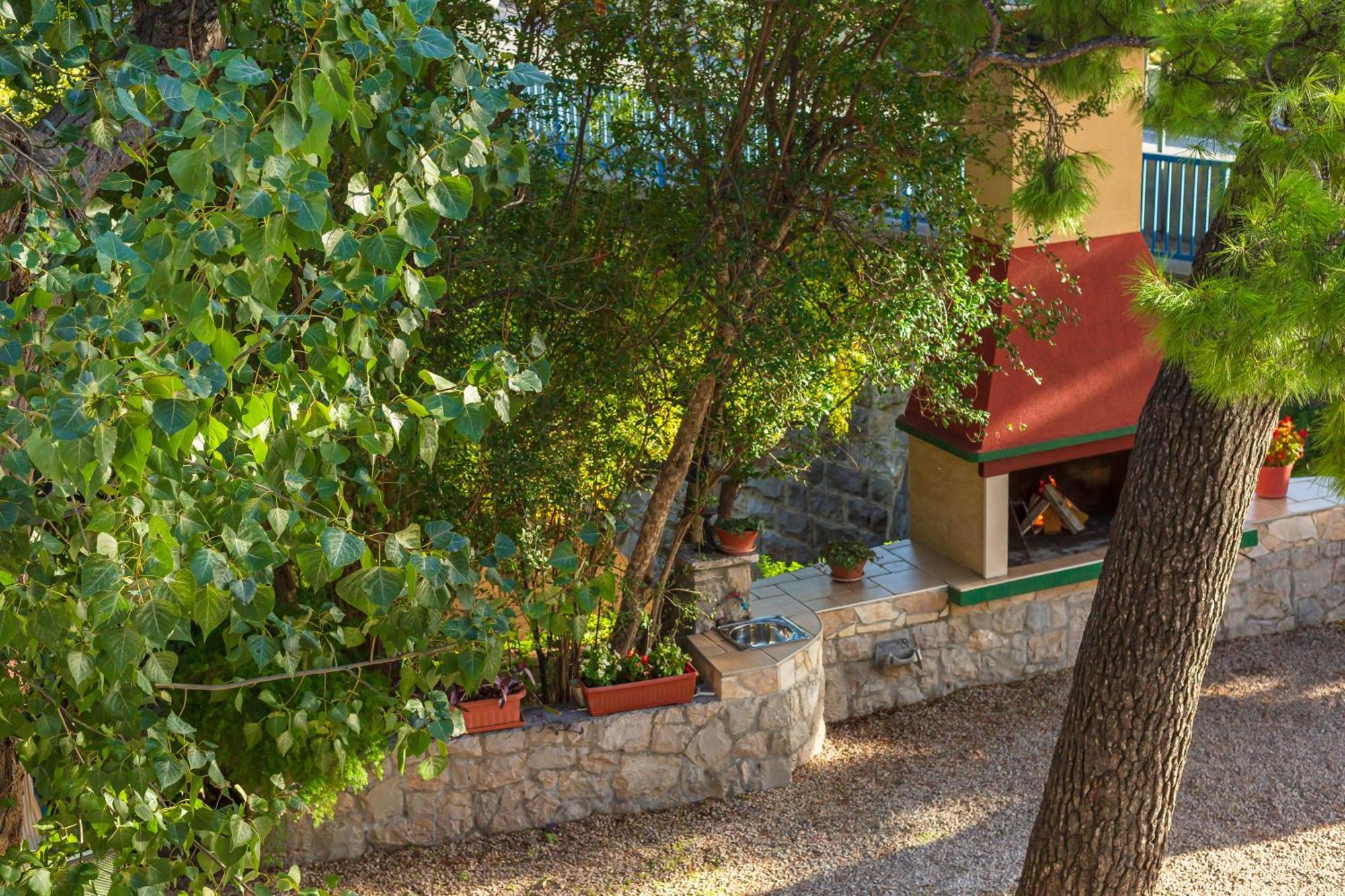 Apartmani Lovrenco Krvavica Exterior photo